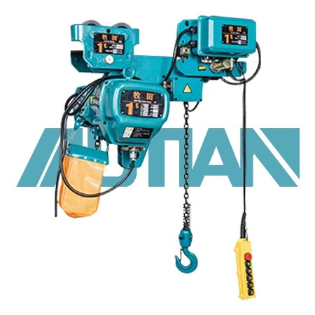 What are the reasons for the deviation of low clearance electric hoist during travel